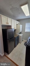 2301 Farrington Ave in Alexandria, VA - Building Photo - Building Photo