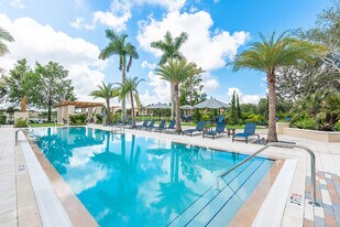 Cortland Portofino Place in West Palm Beach, FL - Building Photo