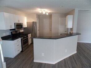 13323 Ambrosa Dr in Houston, TX - Building Photo - Building Photo