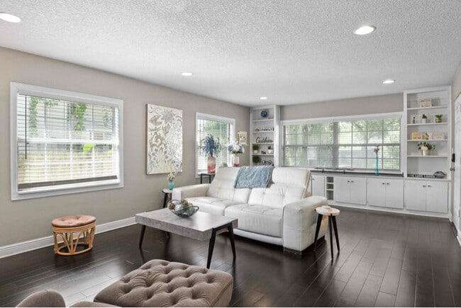 property at 350 N Phelps Ave