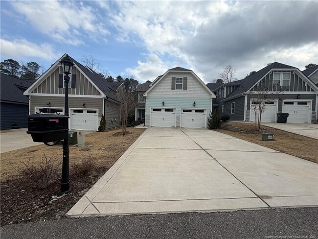 68 Spruce Holw Cir in Spring Lake, NC - Building Photo - Building Photo