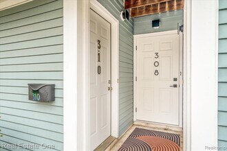 310 Roe St in Plymouth, MI - Building Photo - Building Photo