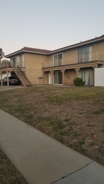 8358 Hermosa Ave, Unit 8358 in Rancho Cucamonga, CA - Foto de edificio