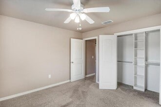 4085 Stonebridge Dr in Tyler, TX - Building Photo - Building Photo