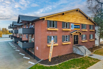 Matek in Greeley, CO - Foto de edificio - Building Photo