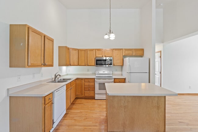 property at 21 Redtail Bnd