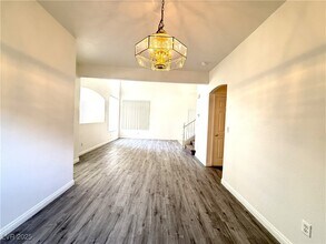 7981 Sky Birch Ct in Las Vegas, NV - Building Photo - Building Photo