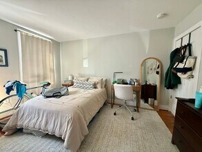 74 Gates St in Boston, MA - Building Photo - Building Photo