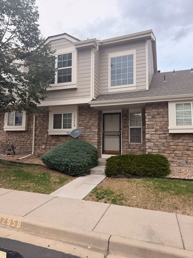 property at 1295 S Zeno Cir