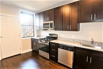 4447 N Rockwell St, Unit 1 in Chicago, IL - Building Photo - Building Photo