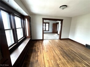 4270 Valley Rd in Cleveland, OH - Building Photo - Building Photo