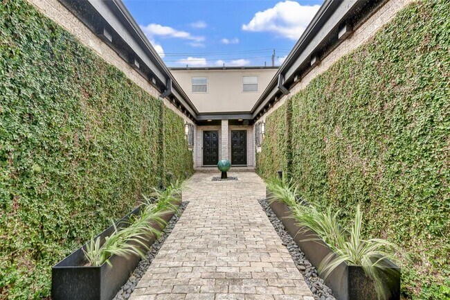 2209 Sheridan St in Houston, TX - Building Photo - Building Photo