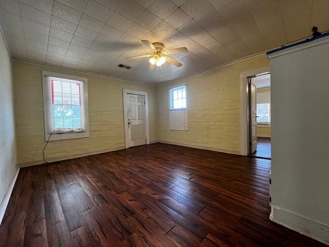 305 Lawrence St in Summit, MS - Building Photo - Building Photo