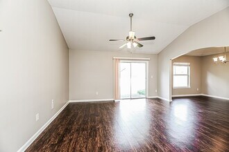 2391 Creekfront Dr in Green Cove Springs, FL - Building Photo - Building Photo