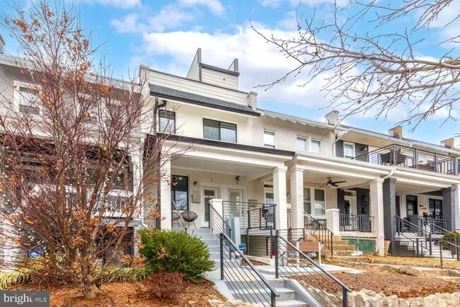 property at 1228 Oates St NE