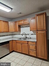 726 Olde Greenwich Cir in Fredericksburg, VA - Building Photo - Building Photo