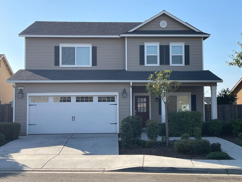 4118 Duncan Ave in Clovis, CA - Building Photo