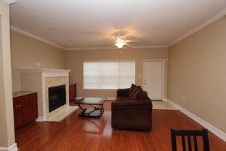 1569 Crescent Hills Dr in Tallahassee, FL - Building Photo - Building Photo