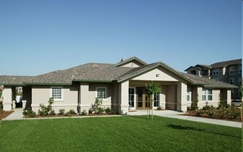 Arlington Creek Apartments in Antelope, CA - Building Photo - Building Photo