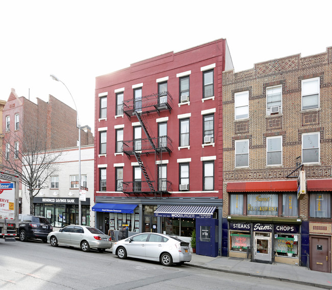 240-242 Court St in Brooklyn, NY - Foto de edificio - Building Photo