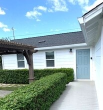871 A Dowdell Ln in St Helena, CA - Building Photo - Building Photo