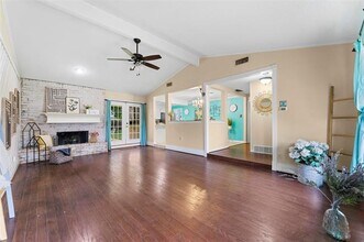 6573 Ridglea Dr in Watauga, TX - Building Photo - Building Photo