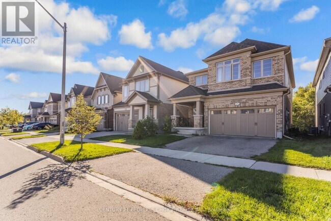 131 Steeplechase Wy in Waterloo, ON - Building Photo - Building Photo