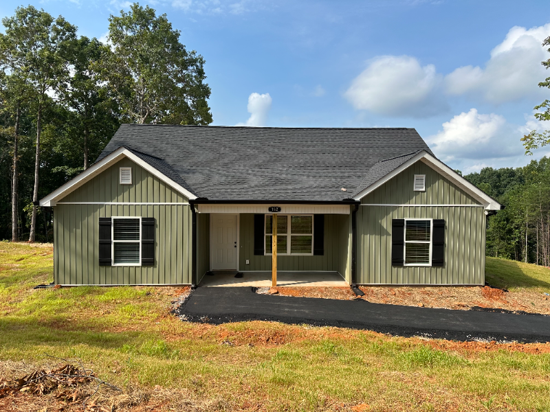 4632 Auraria Rd in Dahlonega, GA - Building Photo