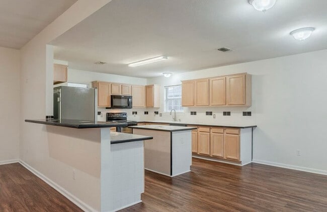 904 Havenbrook Dr in Arlington, TX - Building Photo - Building Photo