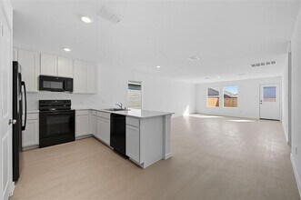 6733 Haines Dr in Princeton, TX - Building Photo - Building Photo