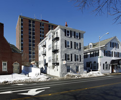 24 Hawthorne Blvd Apartments