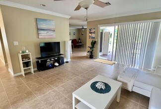 6168 Adriatic Way in Greenacres, FL - Building Photo - Building Photo