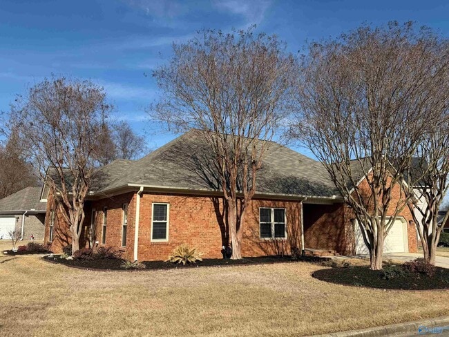 945 Tracey Ln in Decatur, AL - Building Photo - Building Photo