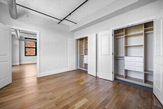 299 Coles St in Jersey City, NJ - Foto de edificio - Building Photo