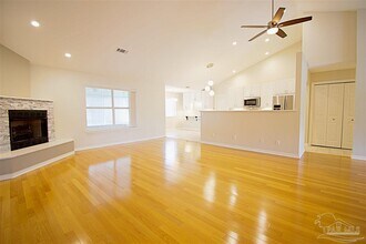 100 Mt Pilot St in Ensley, FL - Building Photo - Building Photo