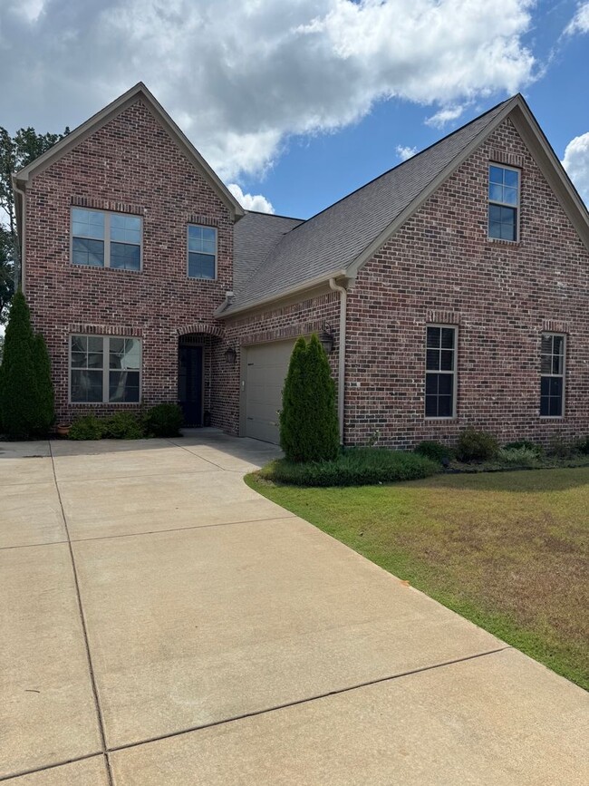 property at 802 Oak Grove Ln