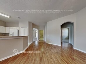 3436 Golden Eagle Dr in Land O Lakes, FL - Foto de edificio - Building Photo