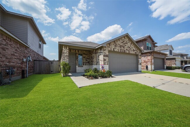 14576 Vly Rdg Dr in New Caney, TX - Building Photo - Building Photo