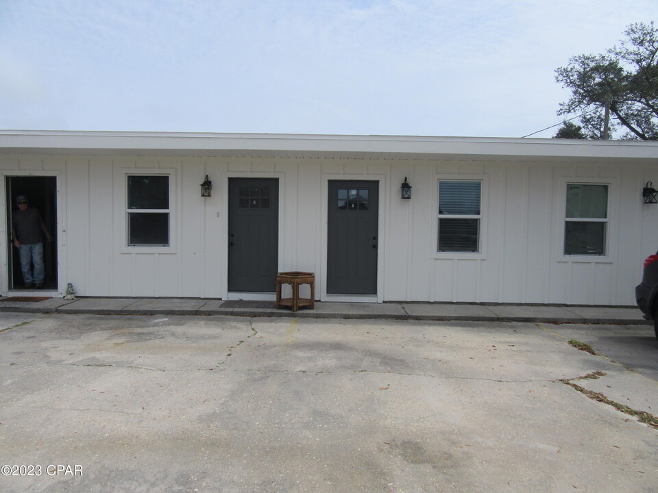 1400 Gulf Ave in Panama City, FL - Building Photo