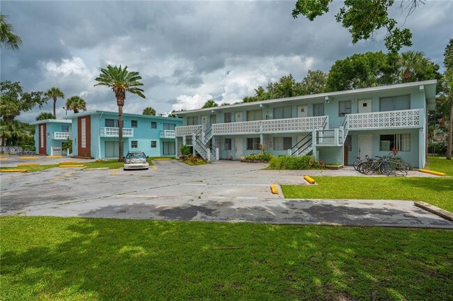 726 19th Pl in Vero Beach, FL - Building Photo - Building Photo