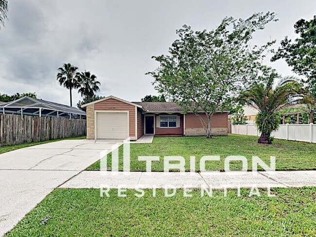 14004 Basin St in Tampa, FL - Building Photo - Building Photo