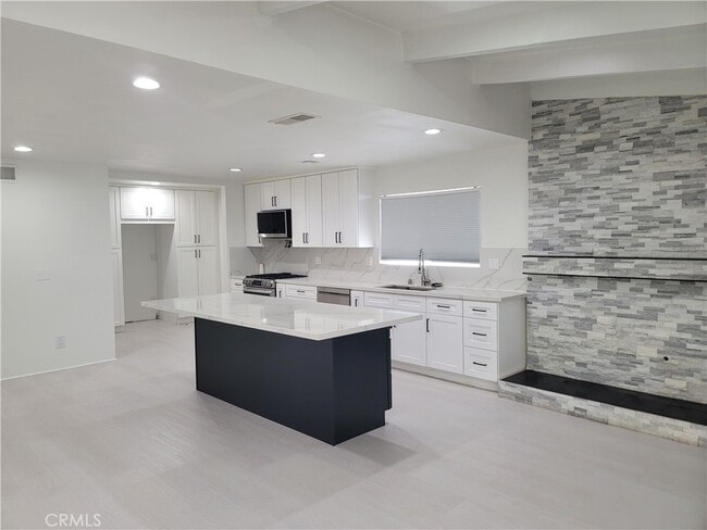 property at 14935 Nora Pl