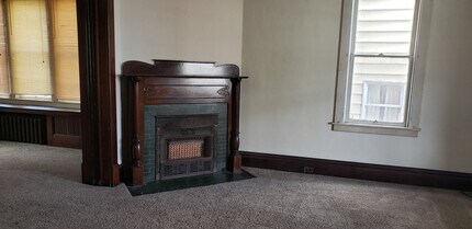 212 State St, Unit 212 State Street 1fl in Oil City, PA - Building Photo - Building Photo