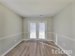 4261 Sycamore Ct in Franklin, IN - Foto de edificio - Building Photo