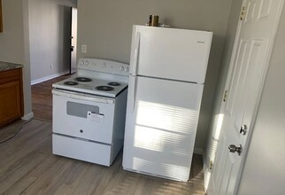 4532 S Oak Ave in Wichita, KS - Building Photo - Building Photo