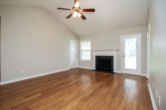 731 Clear Cir in Smyrna, TN - Building Photo - Building Photo