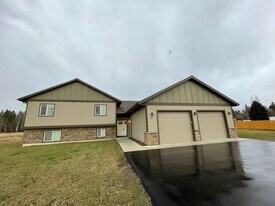 51 Selders Ln in Kalispell, MT - Building Photo