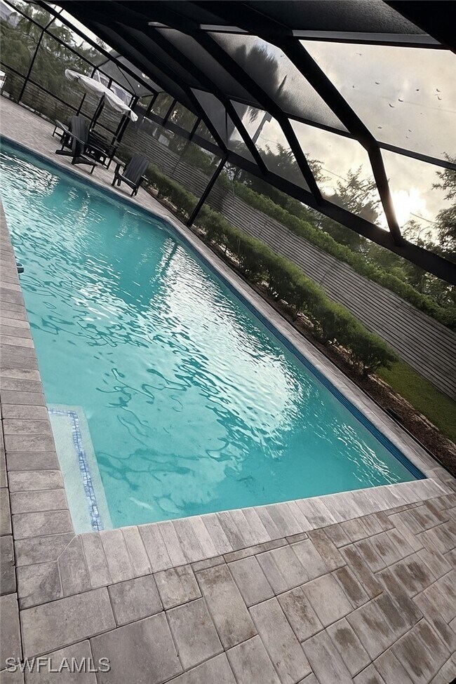 235 Cypress Way W in Naples, FL - Building Photo - Building Photo