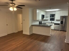 121 Jackson Blvd #2, Unit 121 Jackson Blvd. Apt. #2 in St. Augustine, FL - Building Photo - Building Photo