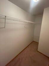 2663 Oak Ridge St NW in Albany, OR - Building Photo - Building Photo